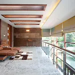 Stayvista At The Yercaud Bungalow With Pvt Pool