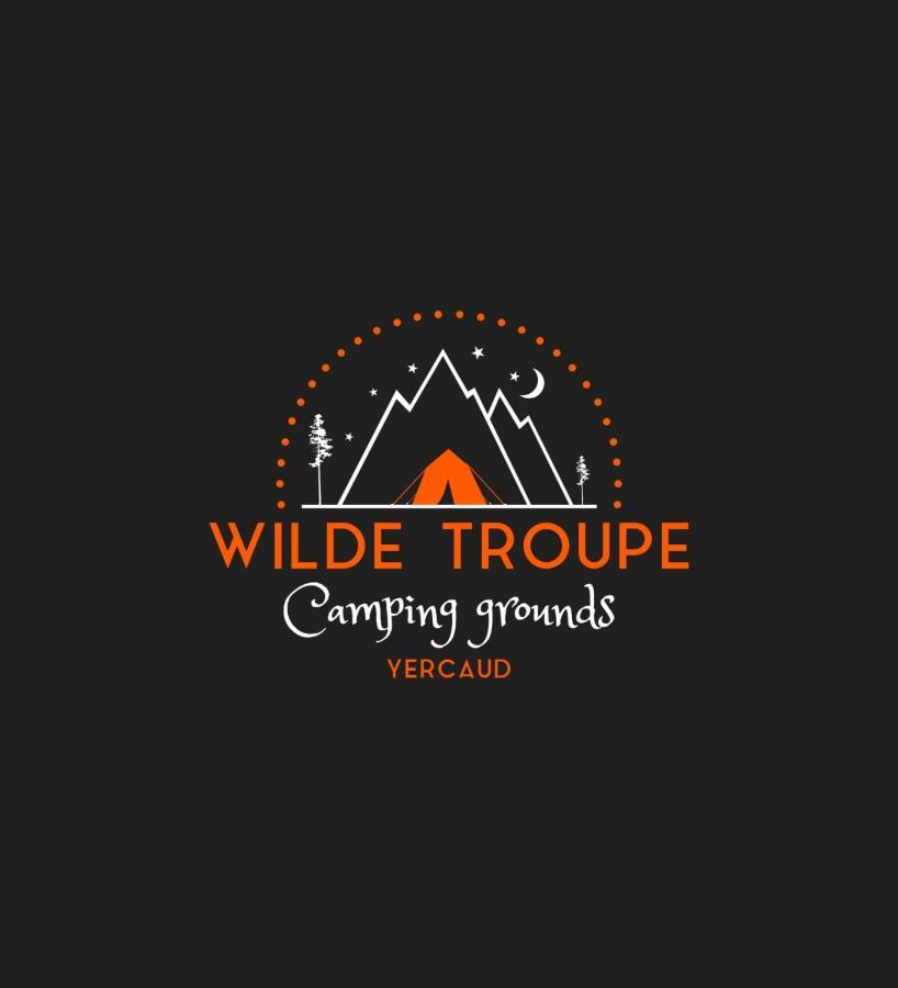 Campsite Wilde Troupe - Camping Grounds *