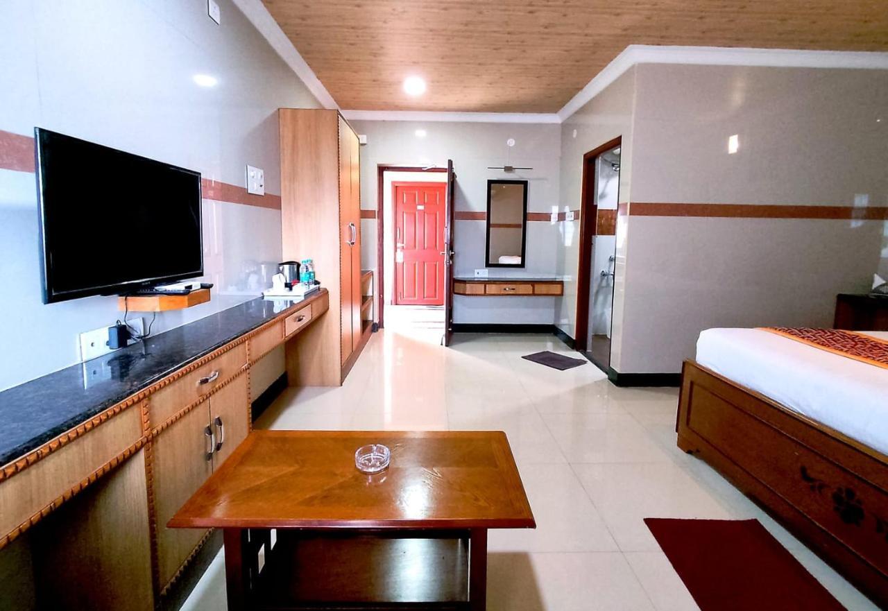 Gvs Residency 2*