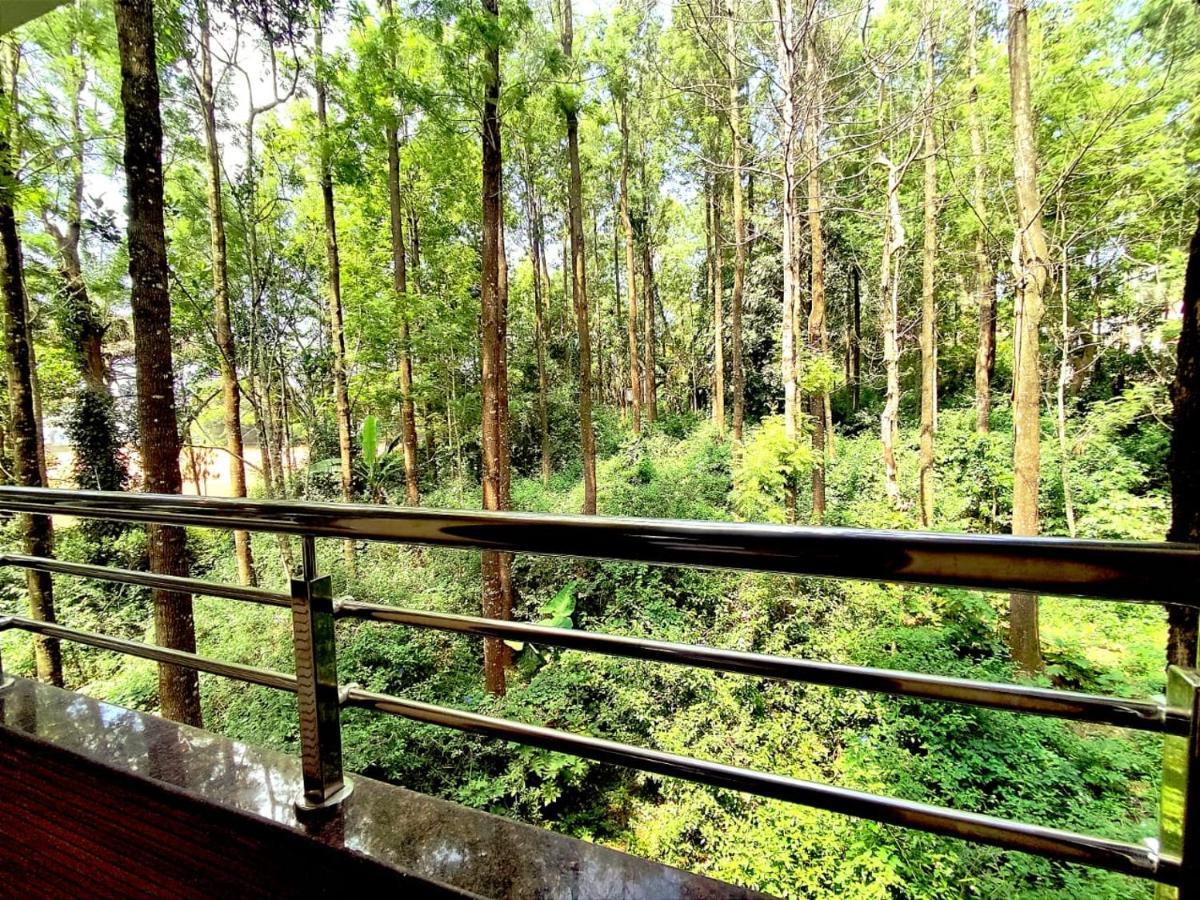 Gvs Residency Hotel