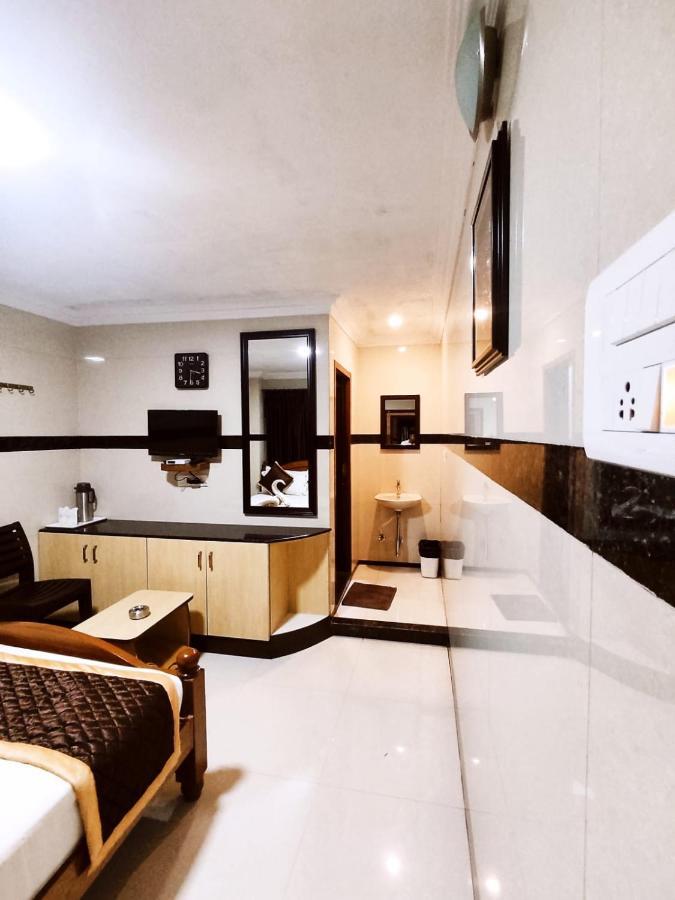 Gvs Residency Hotel