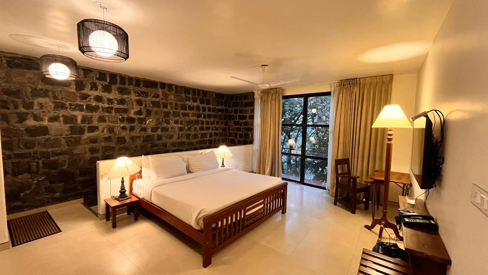 Hotel Mango Hill Yercaud