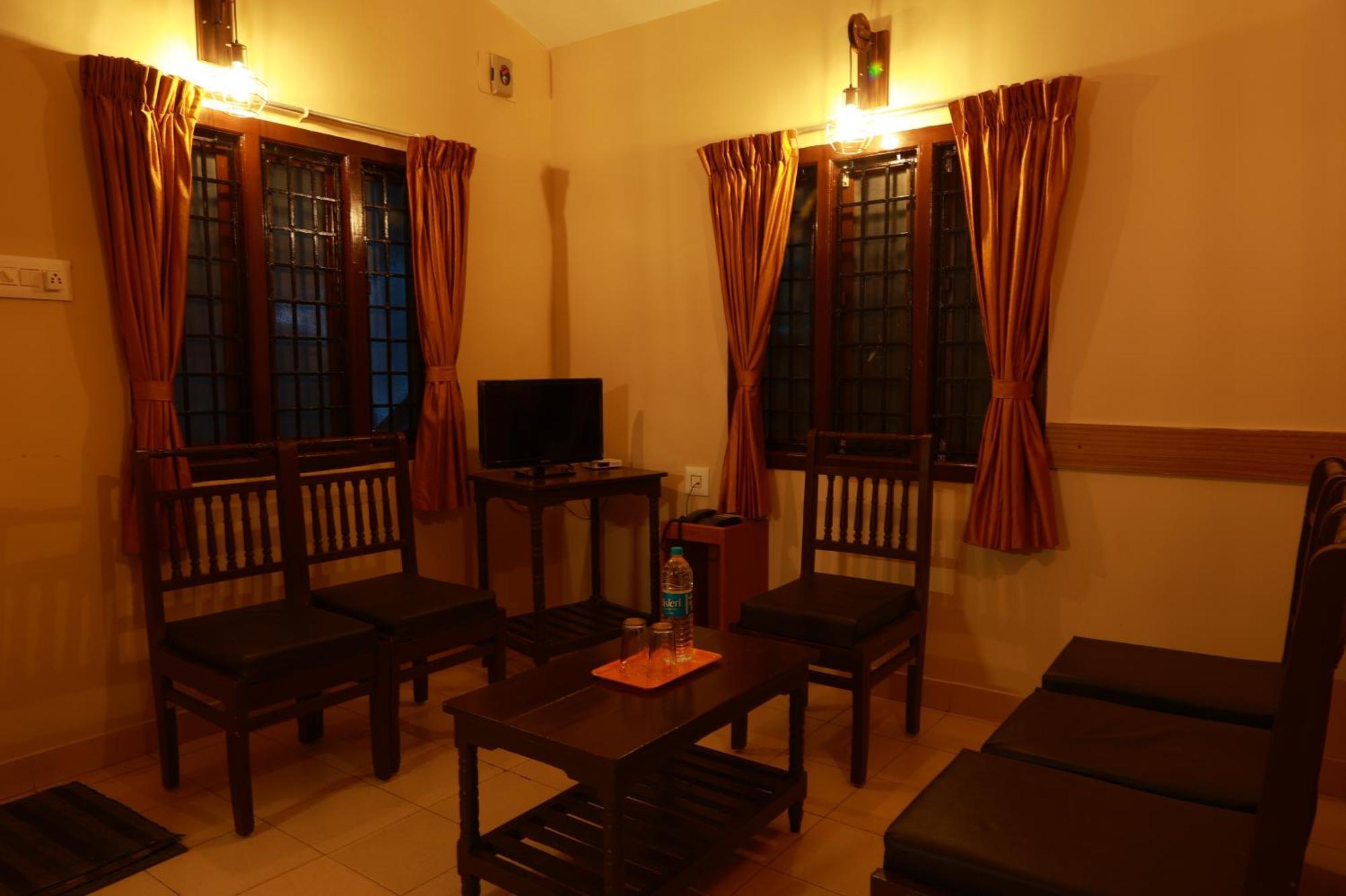 Mm Hotel Yercaud