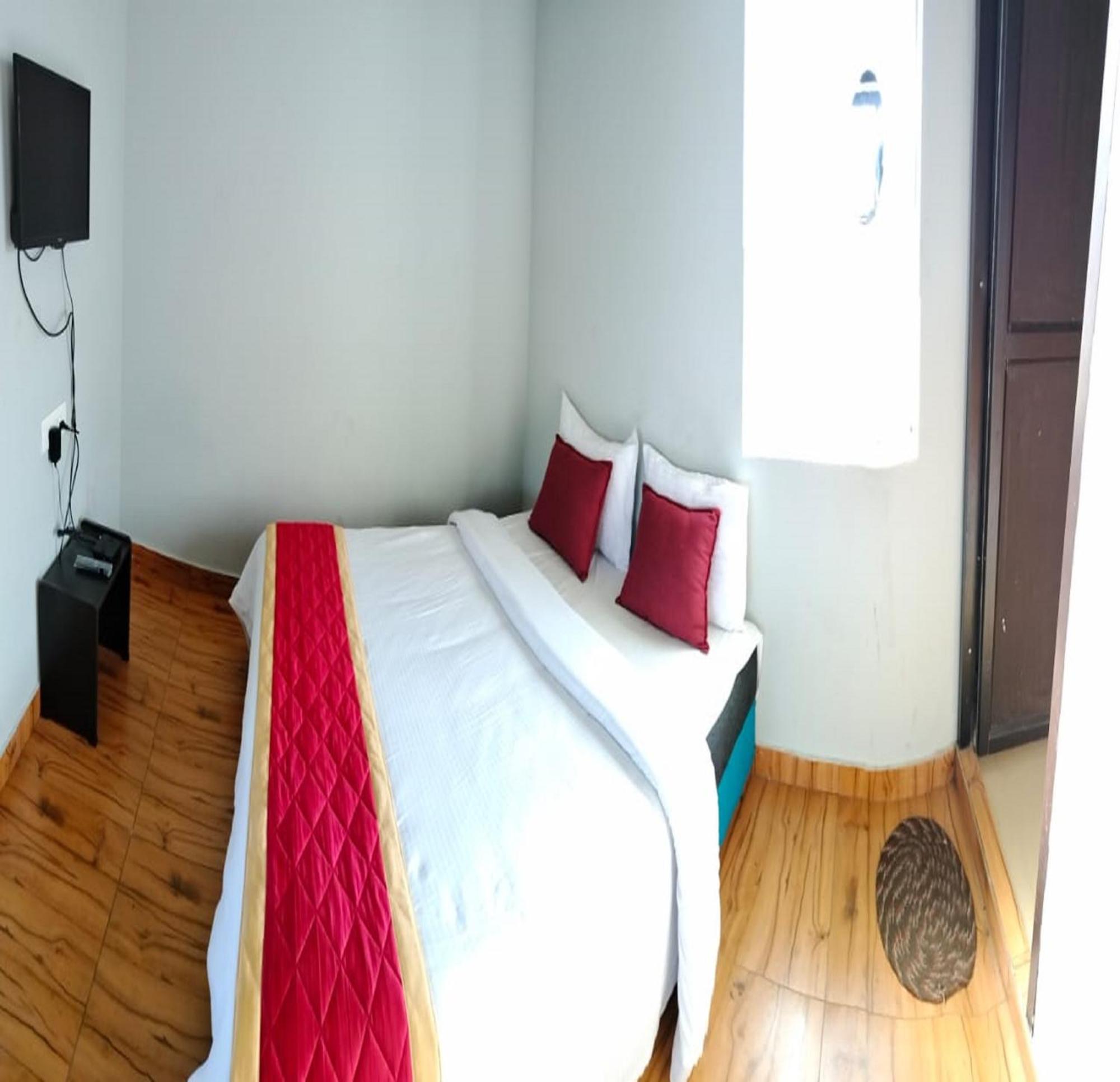 Jk - 4 Bhk Hotel Yercaud