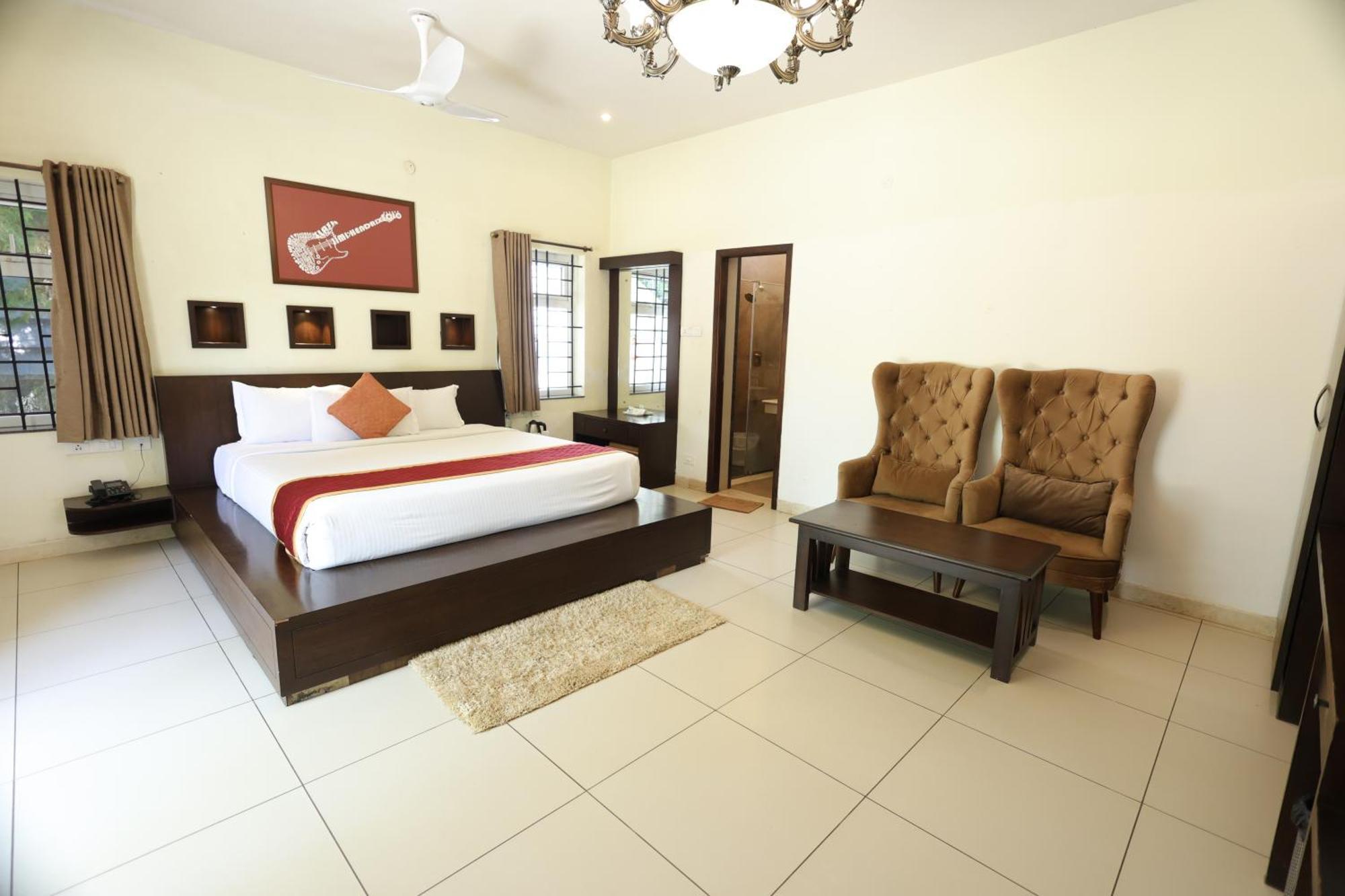 Resort Queens -yellow Lake &spa -yercaud 4*