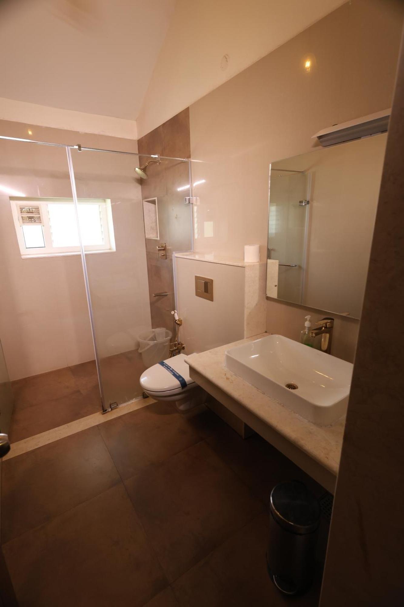 Resort Queens -yellow Lake &spa -yercaud 4*
