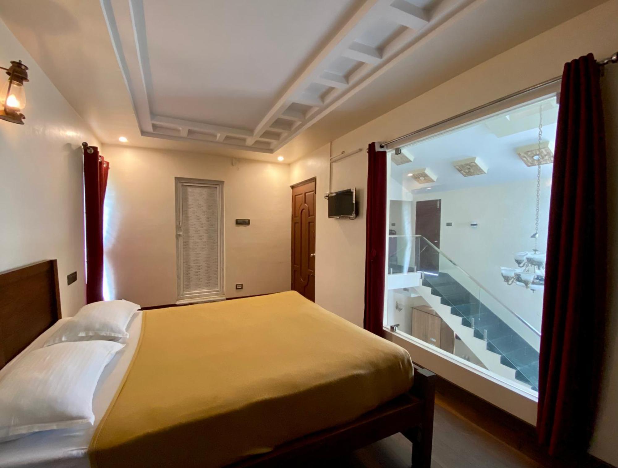Weekend Luxury Villa, * Yercaud