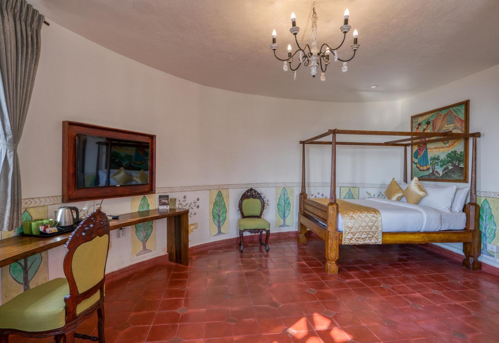 Mango Hill 3*