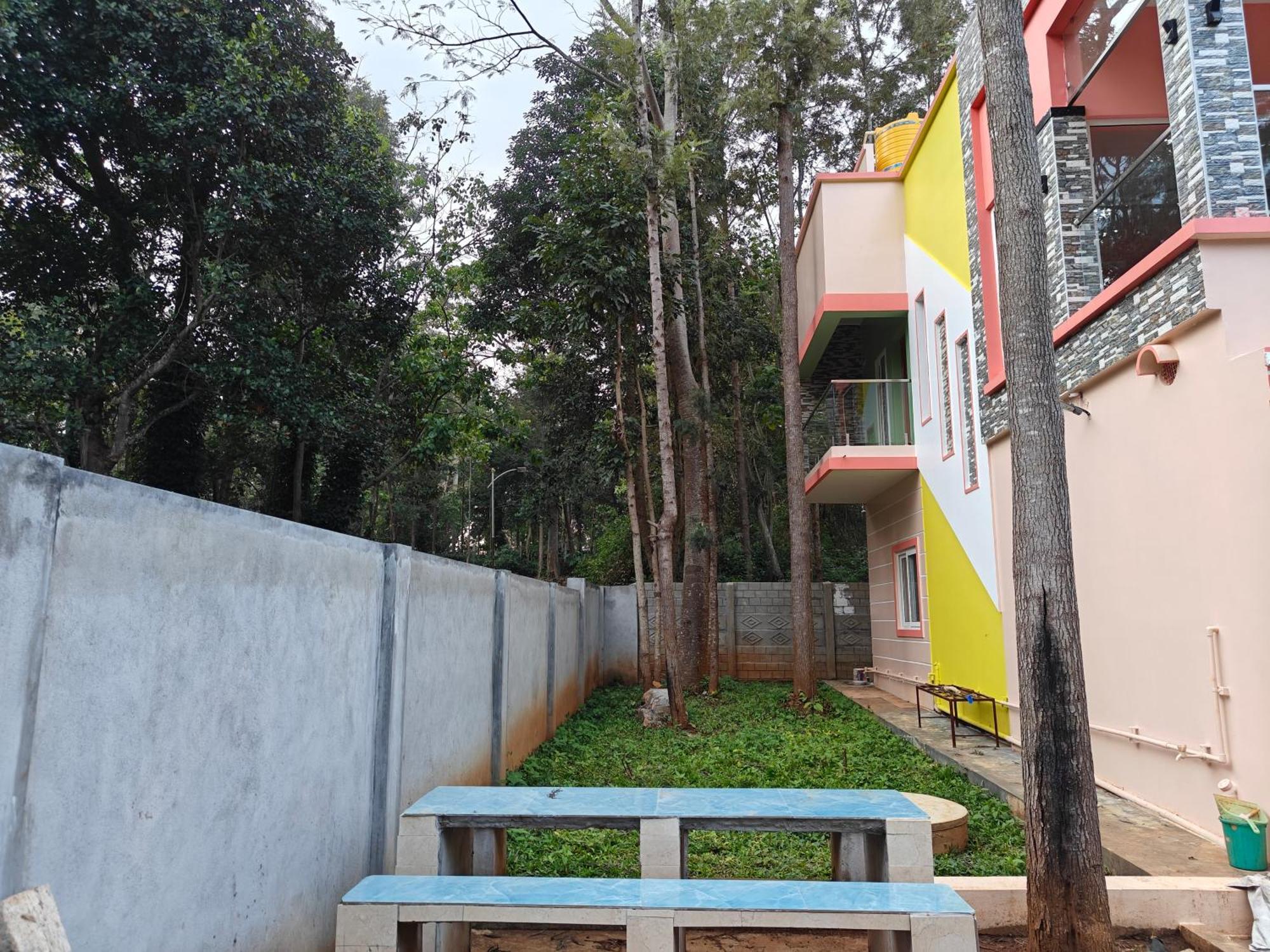 The Alps , Villa Yercaud