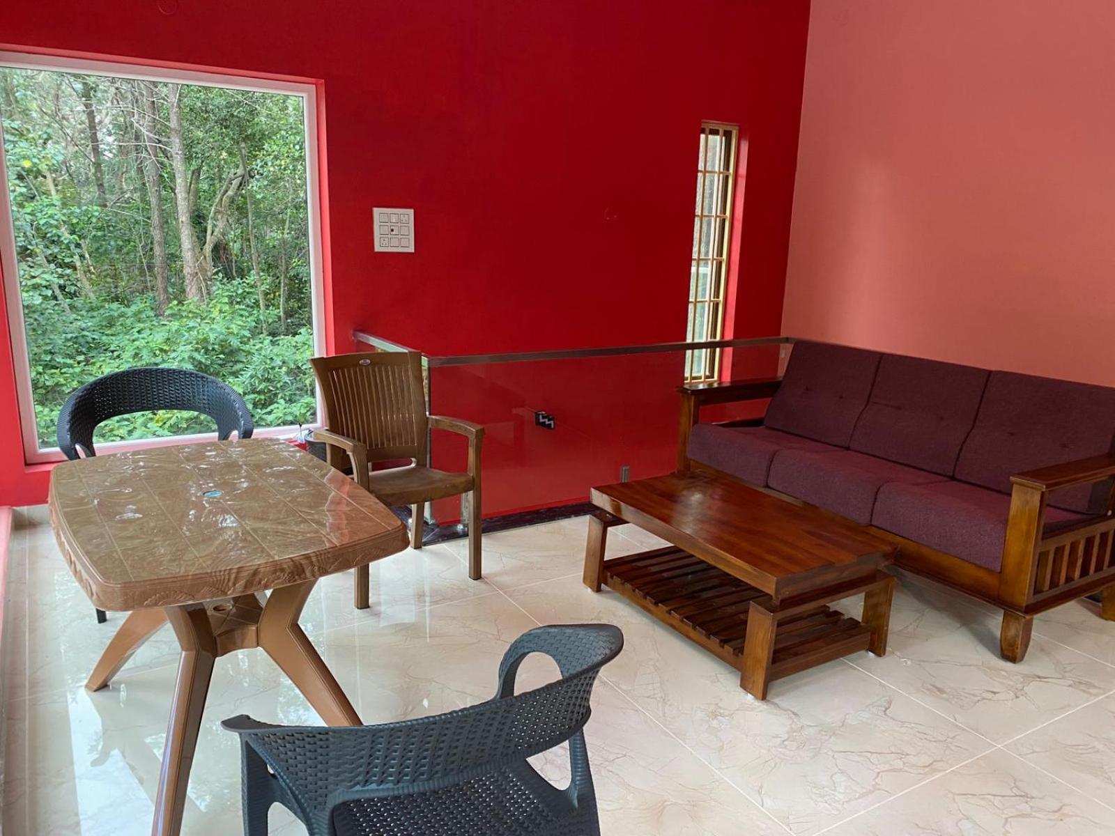 The Alps , Villa Yercaud