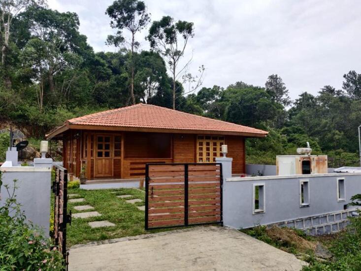 The Wood House, Villa *