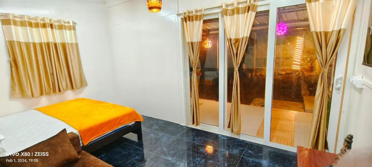Rr Homes Homestay