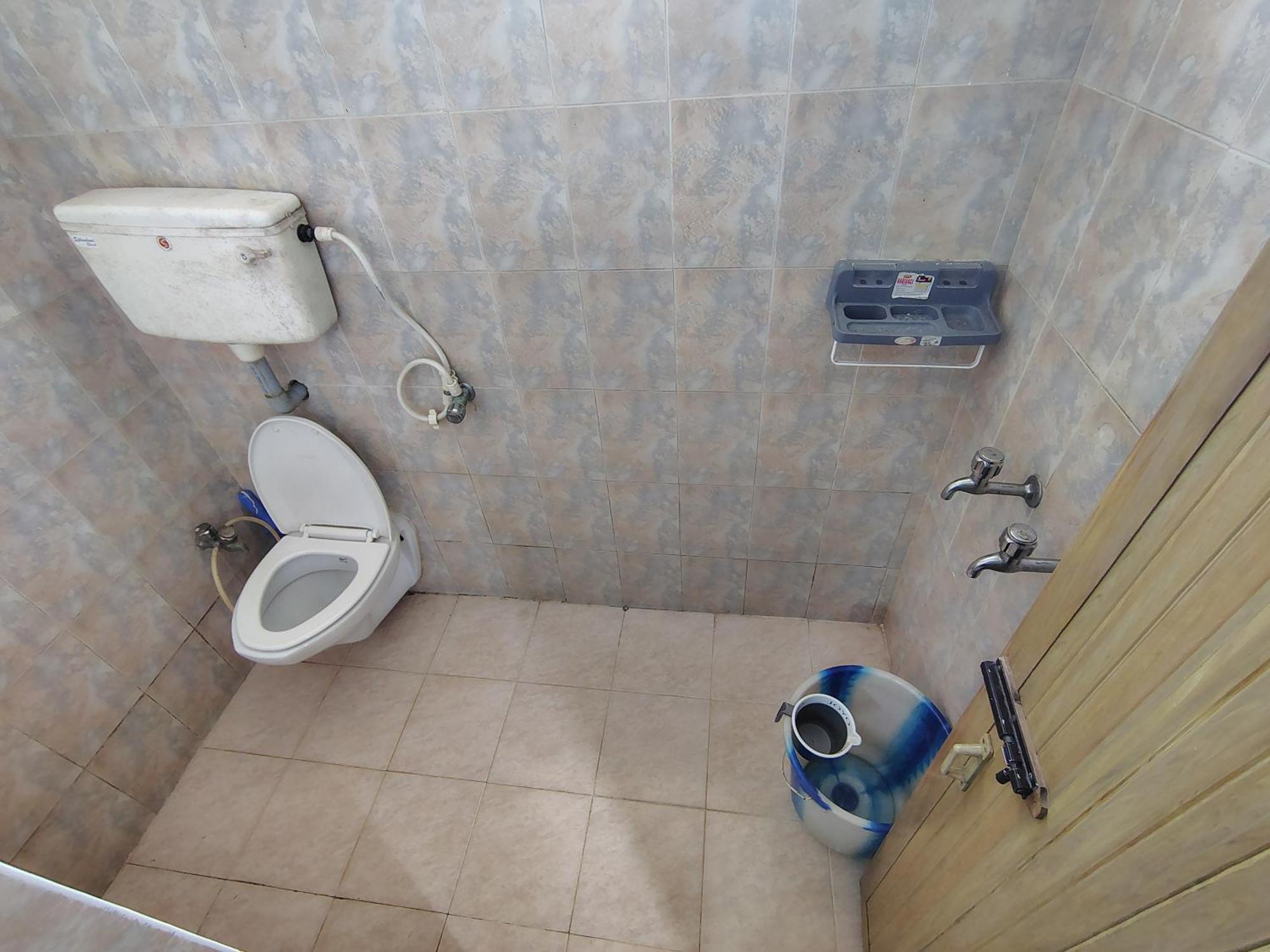 Rr Homes Homestay