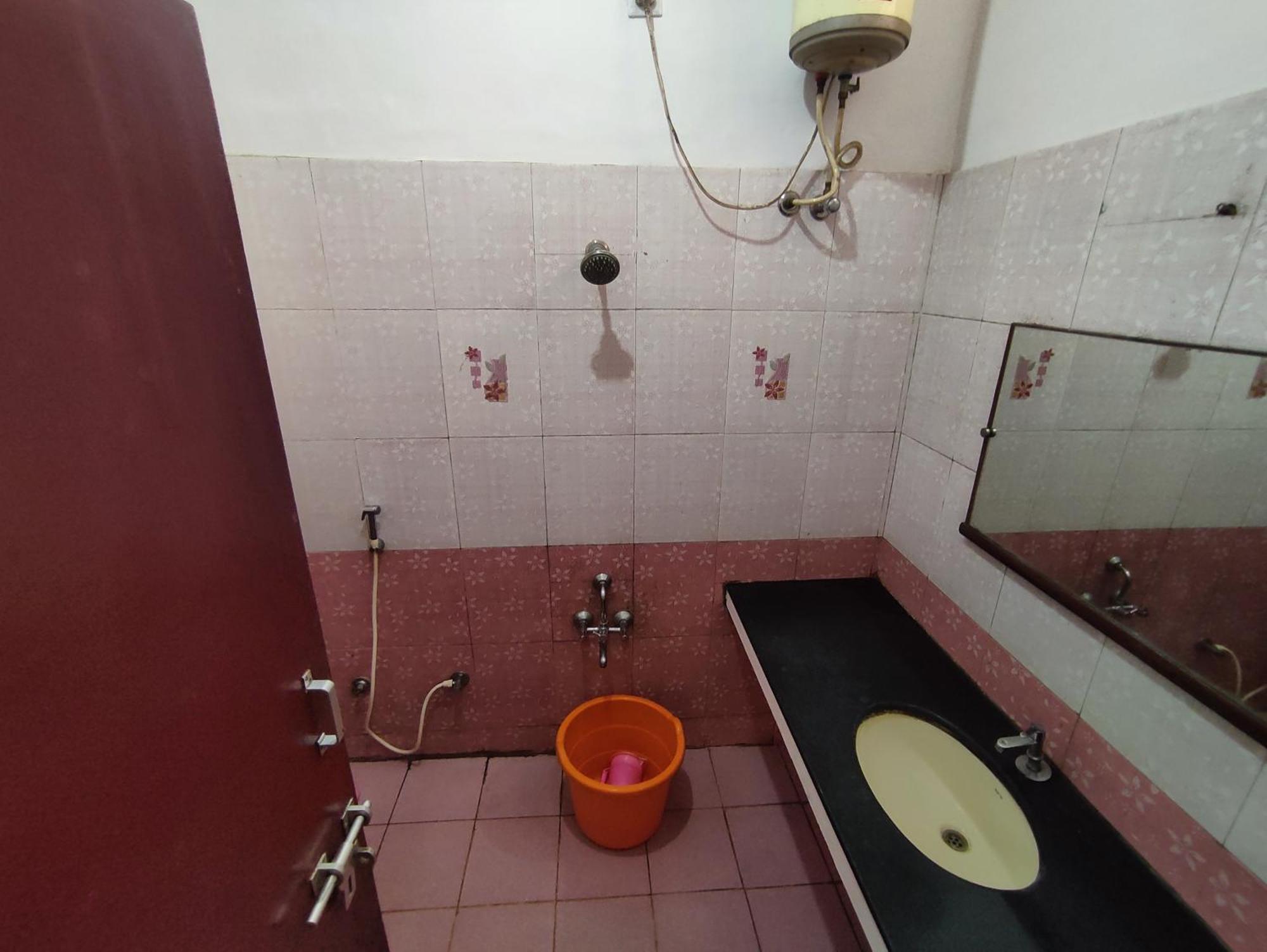 Golden View Hotel Yercaud