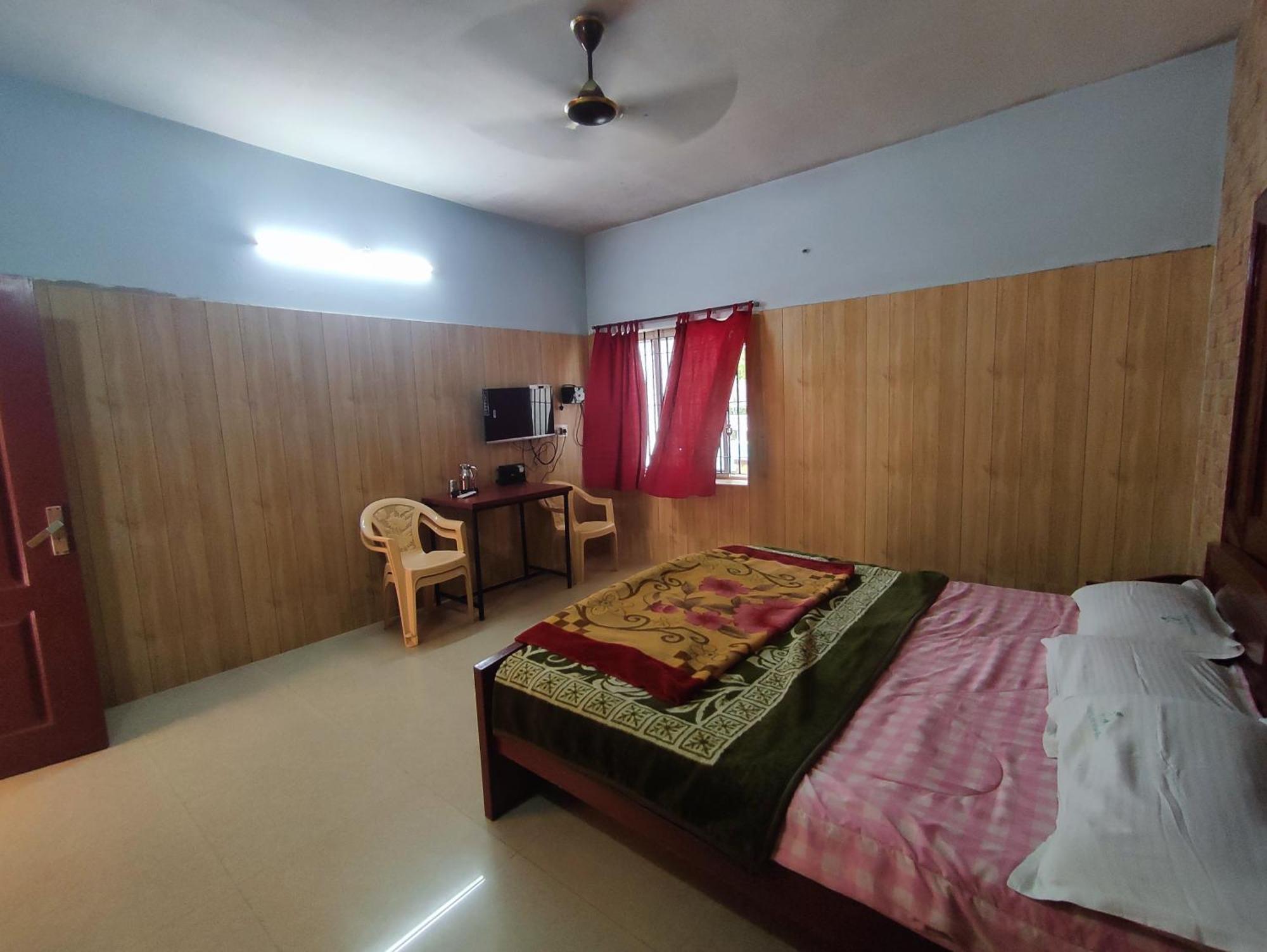 Golden View Hotel Yercaud