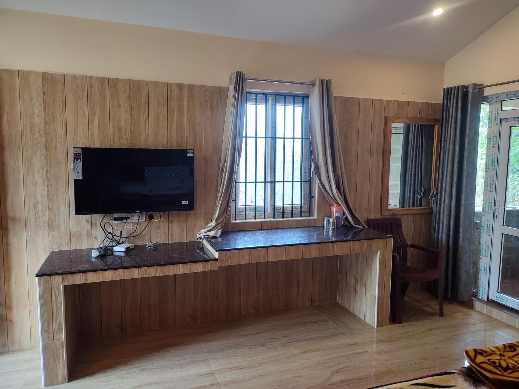 Golden View Hotel Yercaud