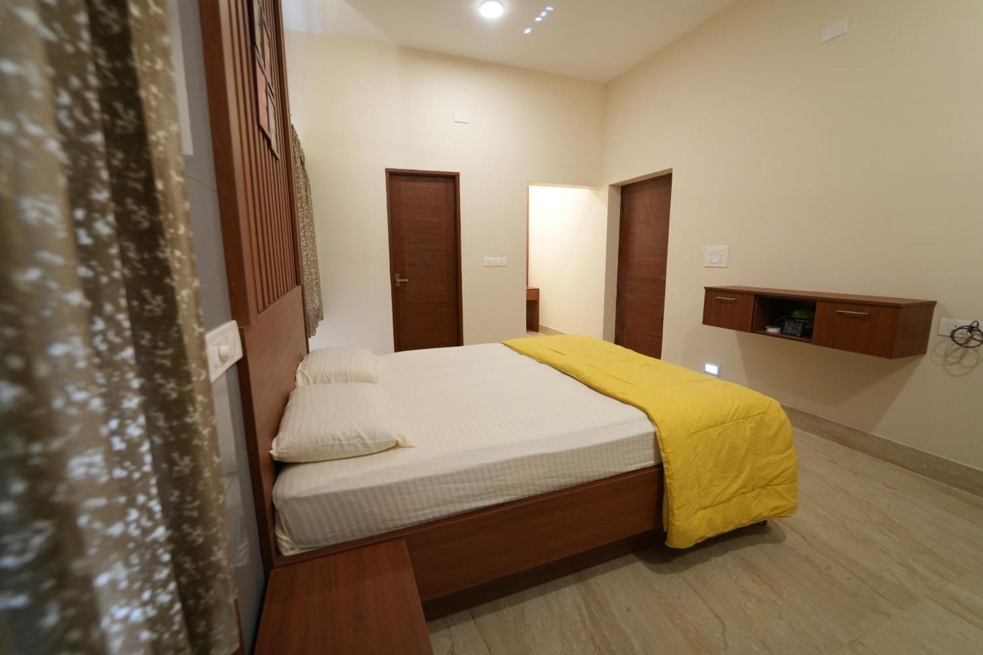 Vamsi's Woodside Villa Yercaud