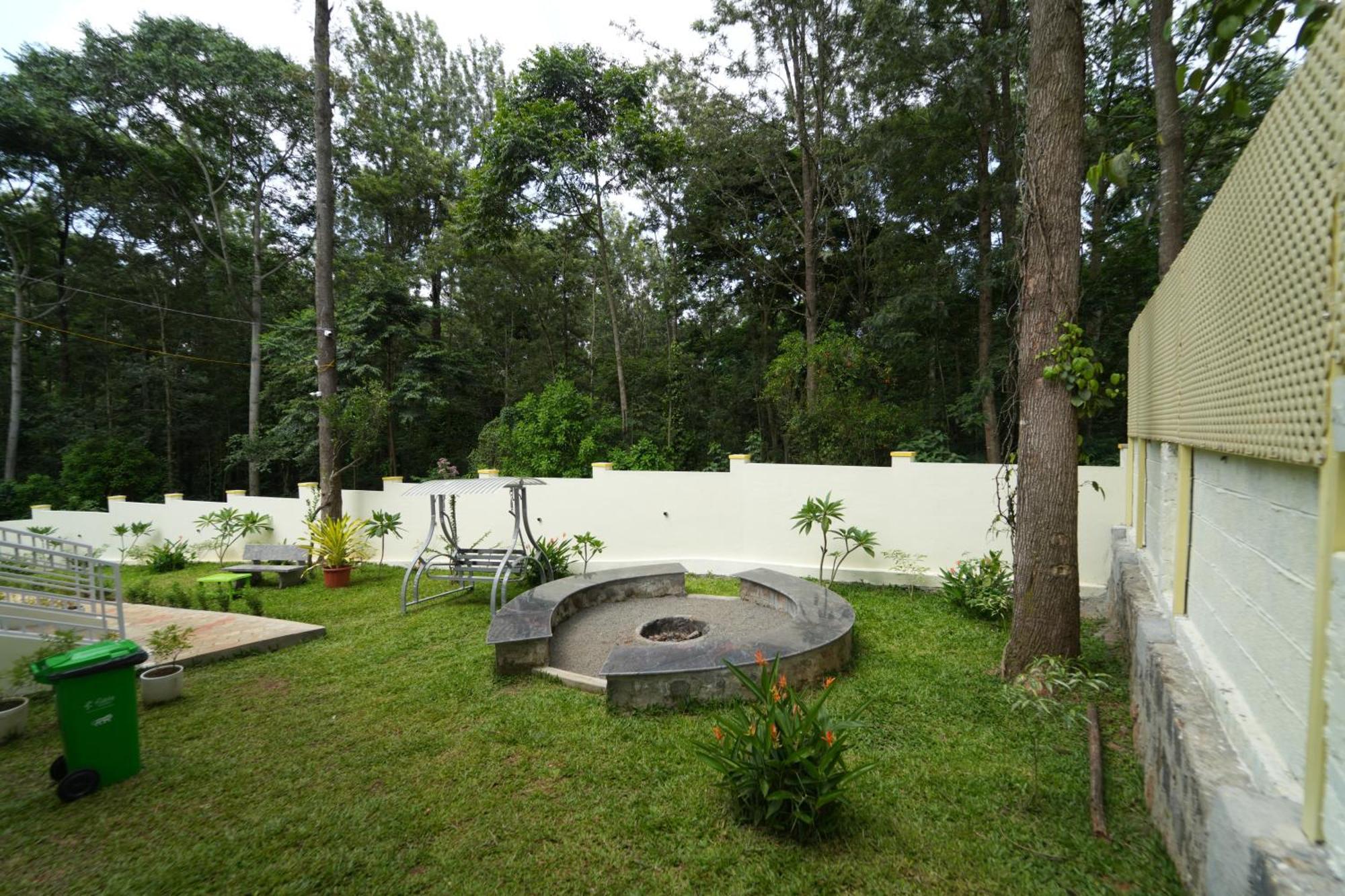 Vamsi's Woodside Yercaud