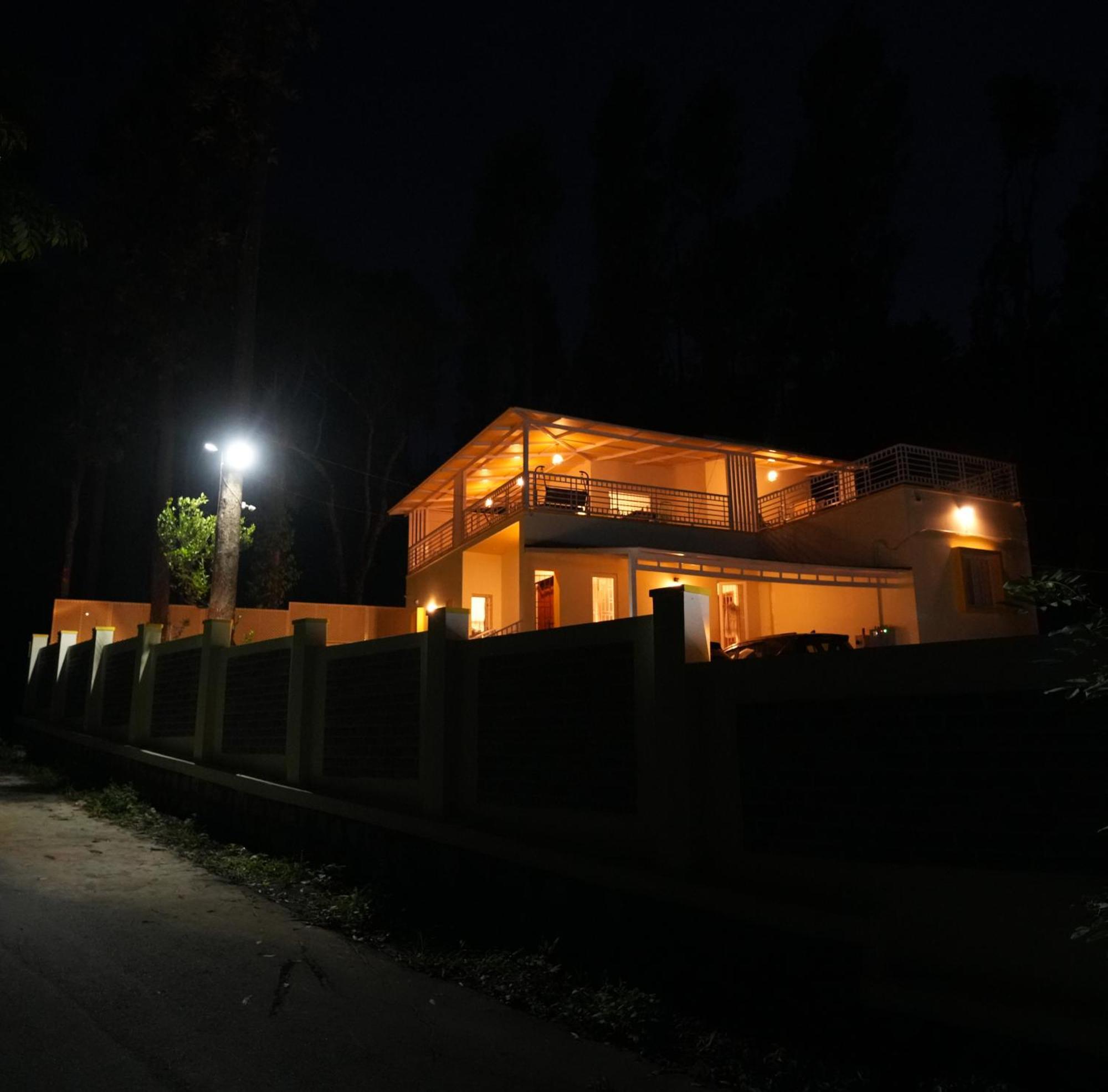 Vamsi's Woodside Yercaud