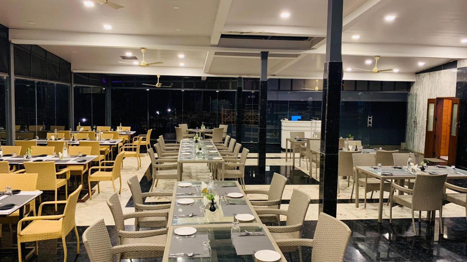 Mainland & By Kolaahalam Hotel 4*