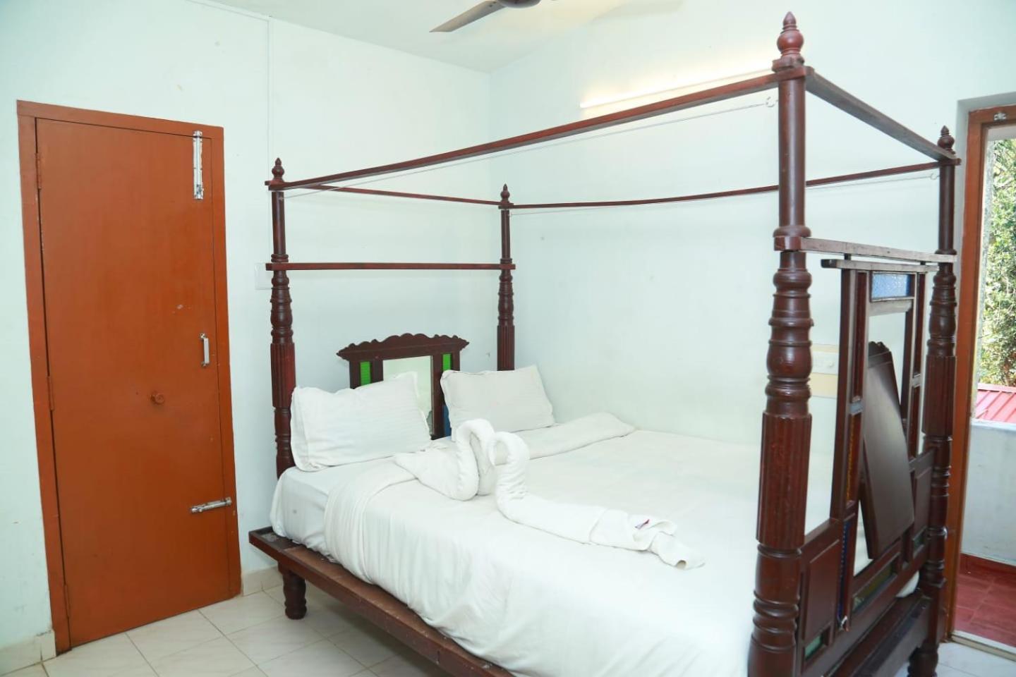 Rain Forest Bed & Breakfast Yercaud