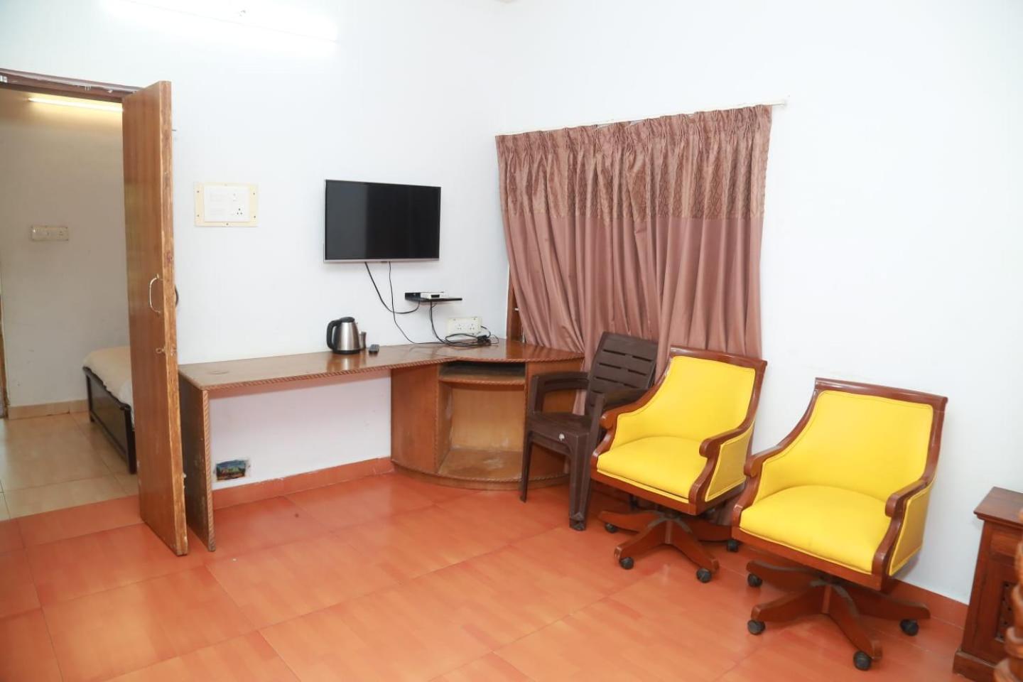Rain Forest Bed & Breakfast Yercaud