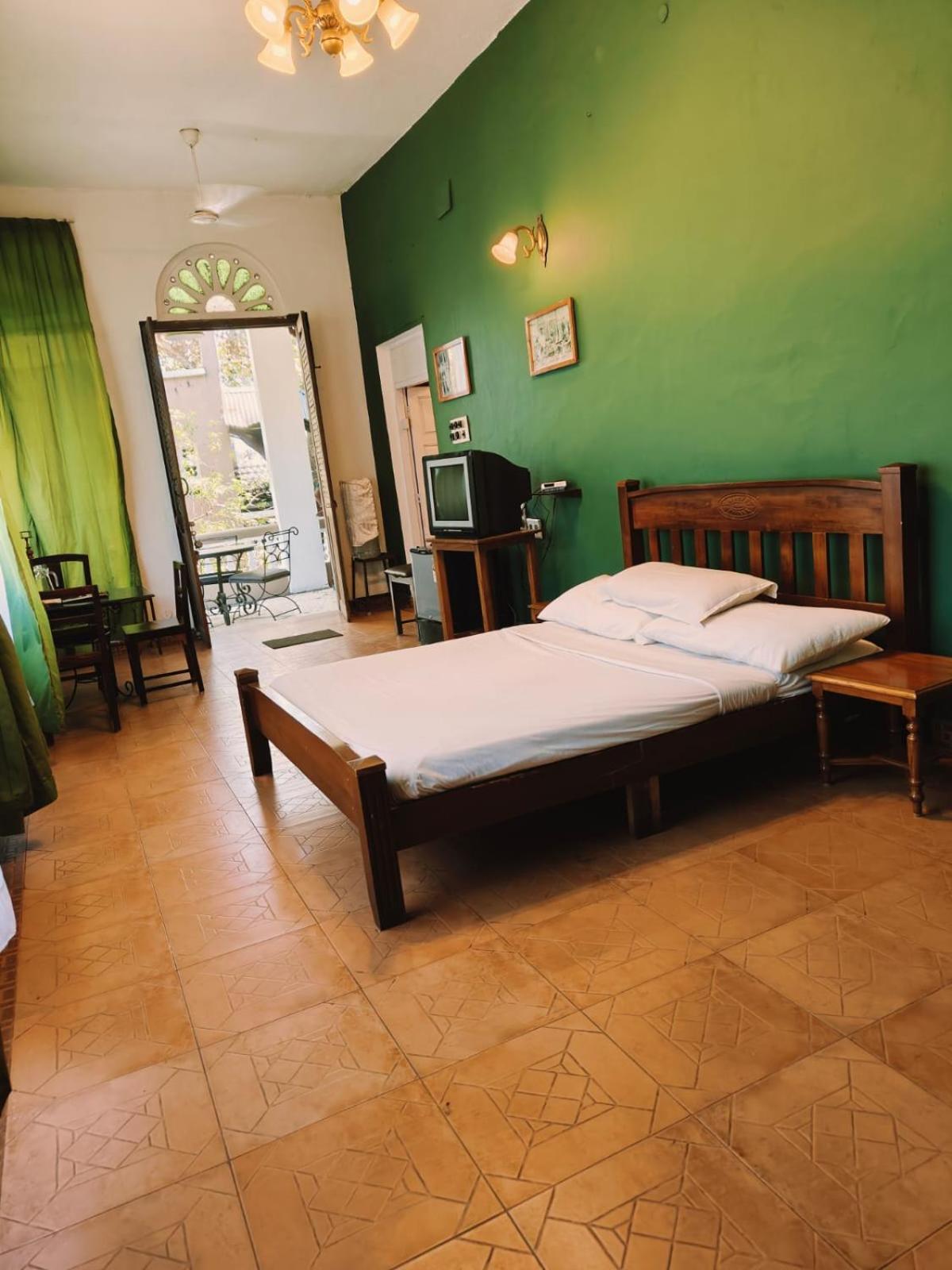 Resort Indeco Forest Yercaud