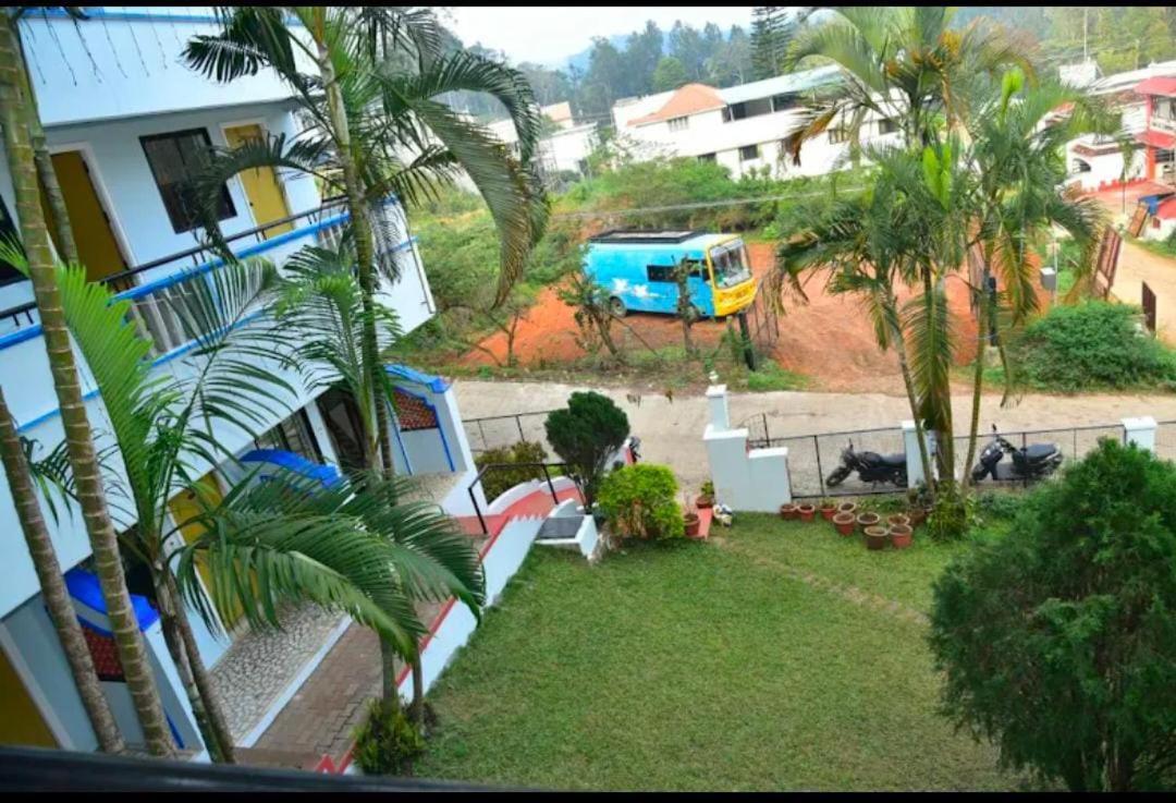 Drizzling Resort *