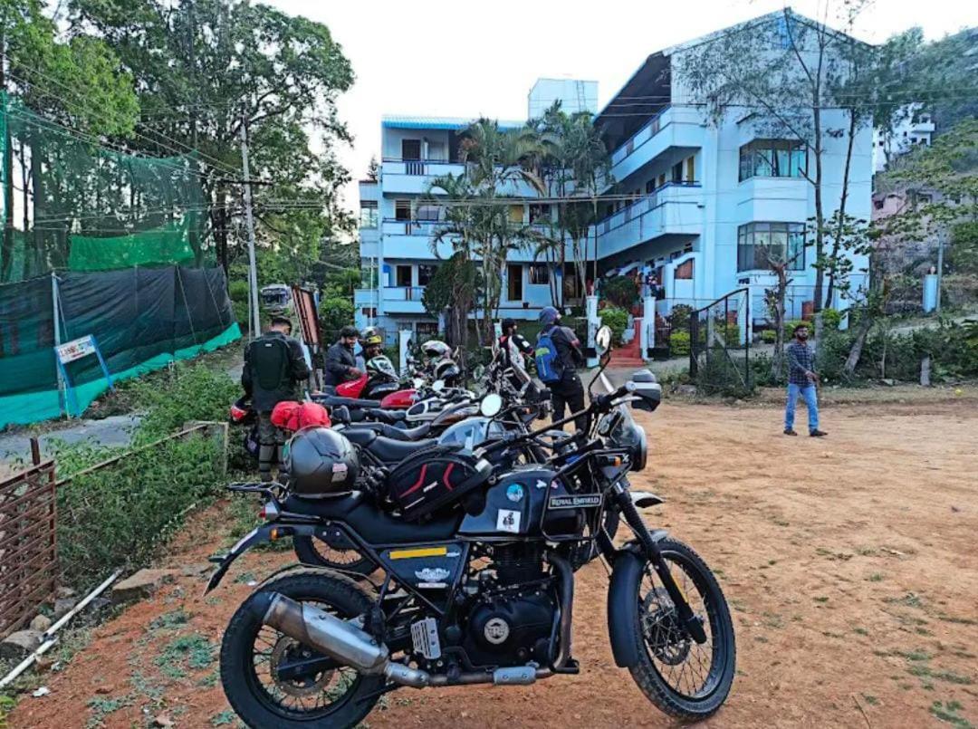Drizzling Yercaud