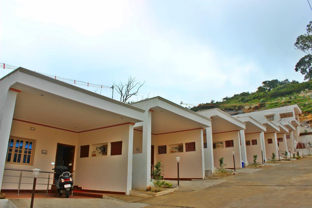 Chill Breeze Resort 2*